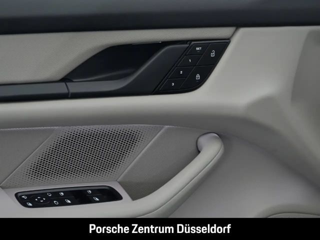 Porsche Taycan Surround-View 20-Zoll Abstandstempomat