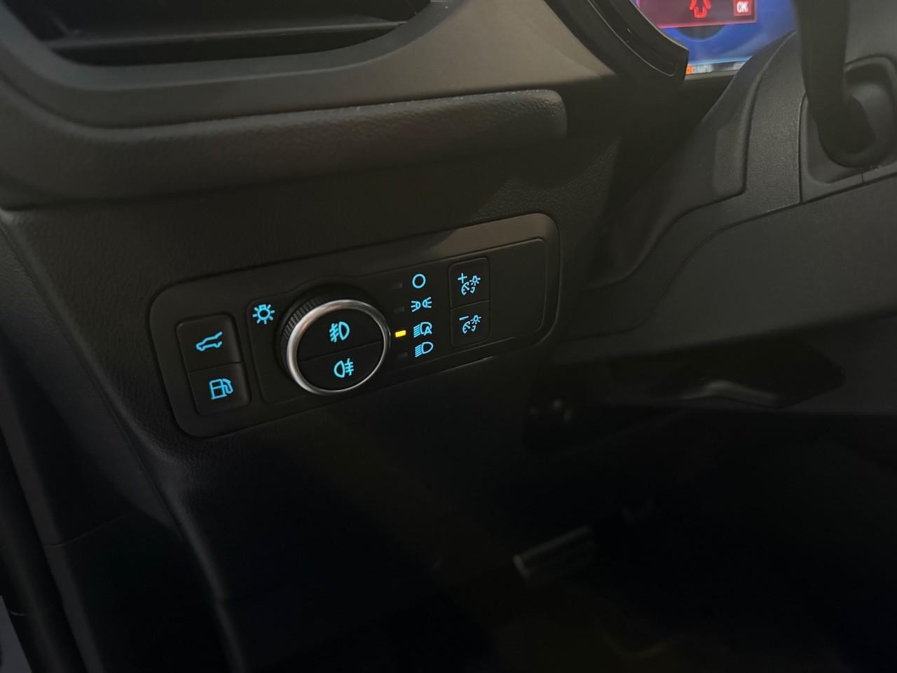 Ford Kuga Plug in Hybrid ST Line X