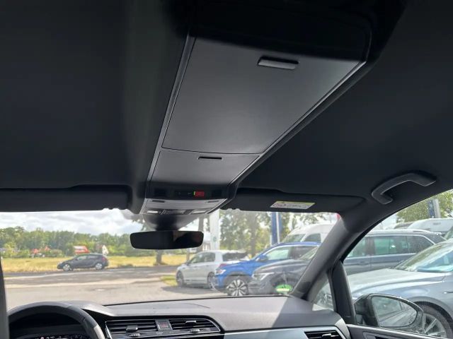 Volkswagen Touran 1.5 TSI Comfortline