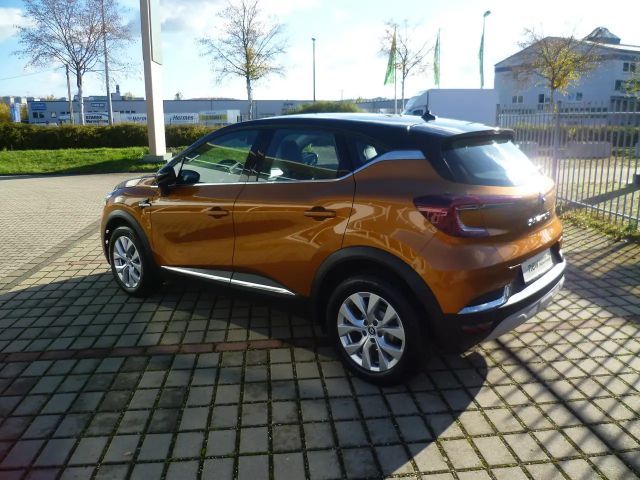 Renault Captur EDC Intens TCe 140