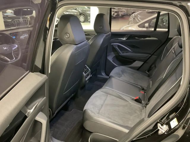 Volkswagen Tiguan 1.5 eTSI Elegance Elegance