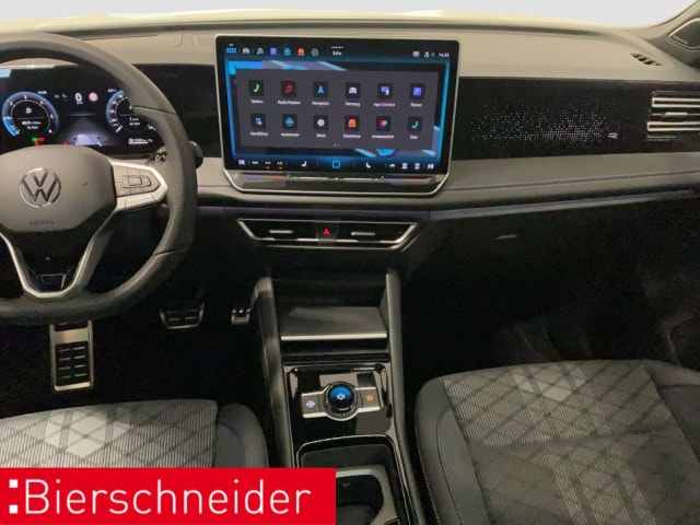 Volkswagen Tiguan Tiguan 2.0 TDI DSG R-Line Black Style PANO STHZ AHK HuD H/K 20