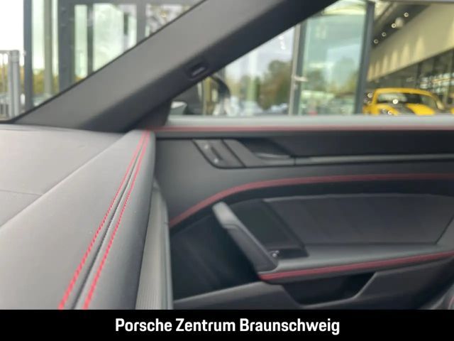 Porsche 992 4 Coupé GTS Targa