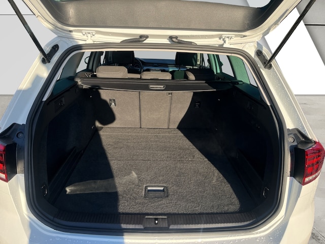 Volkswagen Passat 1.5 TSI Business Variant