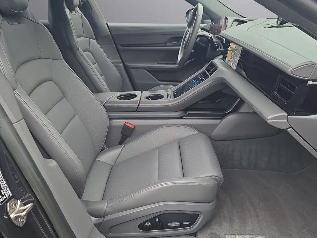 Porsche Taycan 4S Cross Turismo