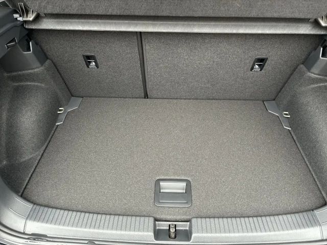 Volkswagen T-Cross 4Me TSI