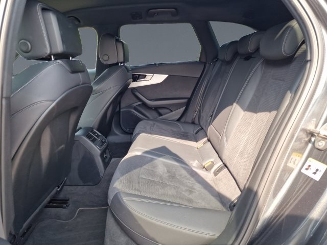 Audi S4 Avant Quattro