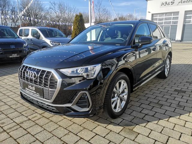 Audi Q3 1.5 TFSI S-Line