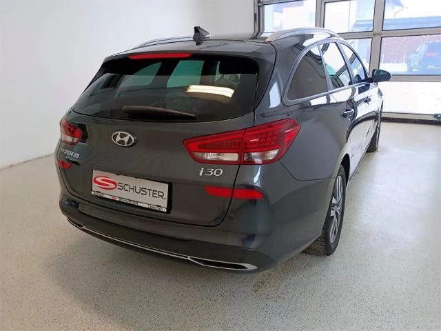 Hyundai i30 T-GDi