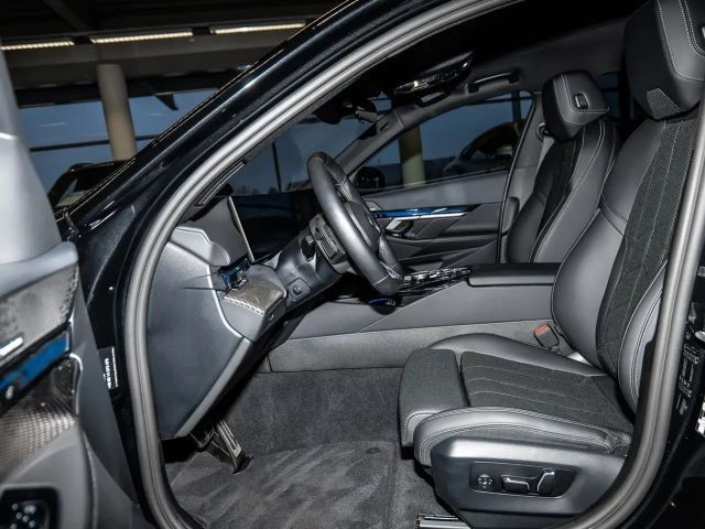 BMW 520 520d M-Sport Touring