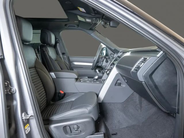 Land Rover Discovery D250 Dynamic SE