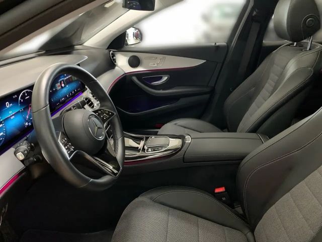 Mercedes-Benz E 220 AMG Line E 220 d Estate
