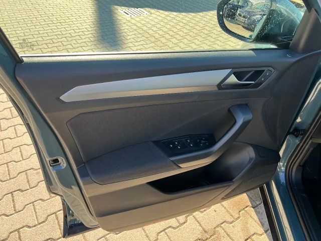 Volkswagen T-Roc 1.5 TSI DSG Life