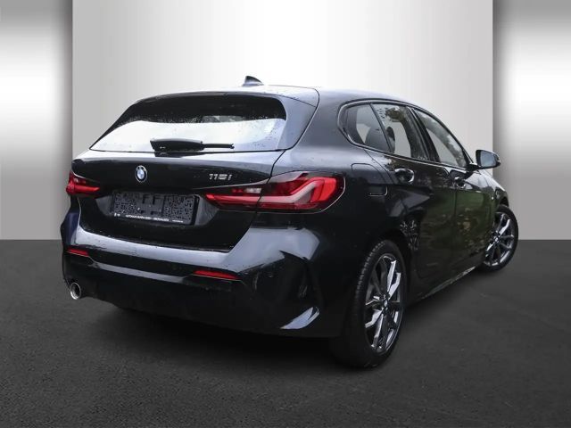 BMW 118 118i M-Sport Sedan