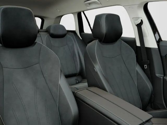 Volkswagen Passat 1.5 eTSI Business DSG Variant