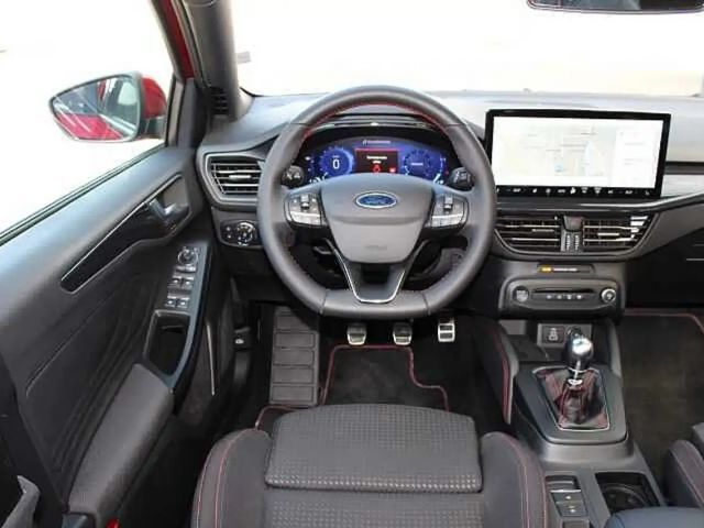 Ford Focus ST Line Wagon