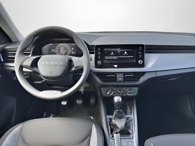 Skoda Kamiq Sondermodell 130 Jahre Tempomat LED Parksensoren