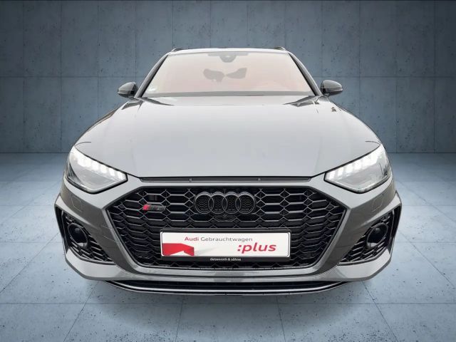 Audi RS4 Comp+/Matrix/Pano/B&O/HuD/RS-Aga/290