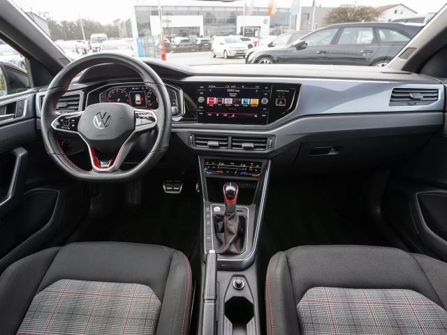 Volkswagen Polo 2.0 TSI DSG GTI