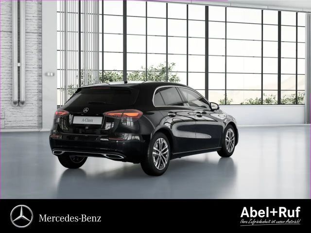 Mercedes-Benz A 200 Progressive