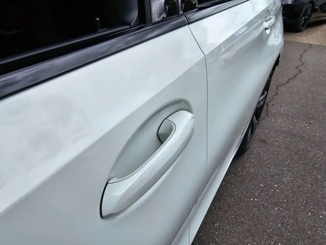 BMW 330 330e M-Sport Touring