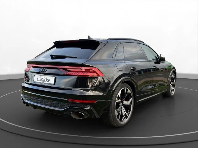 Audi RS Q8 Keramik RS-Abgas AHK Pano LM 23" B&O Raute