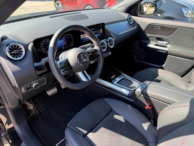 Mercedes-Benz GLA 180 AMG Line