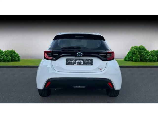 Toyota Yaris Hybride Team D