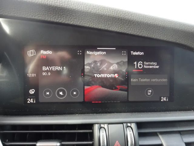 Alfa Romeo Giulia Q4