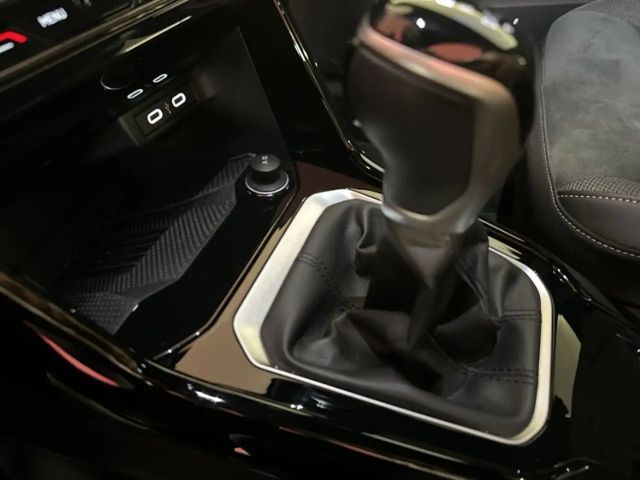 Volkswagen T-Roc 1.5 TSI DSG R-Line