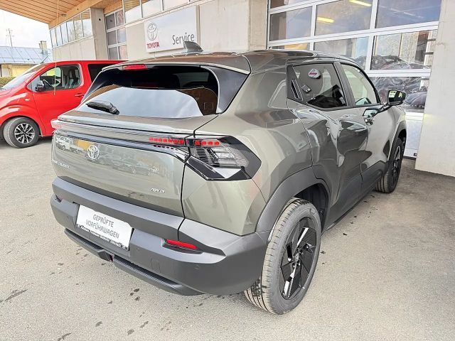 Toyota Urban Cruiser Elektro AWD 61kWh Teamplayer Aut.