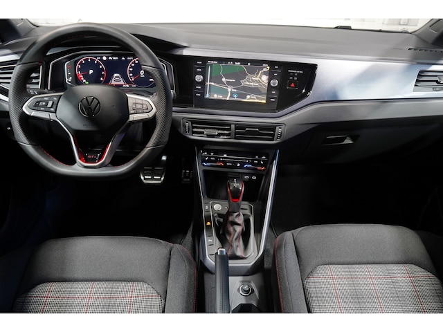 Volkswagen Polo 2.0 TSI IQ.Drive