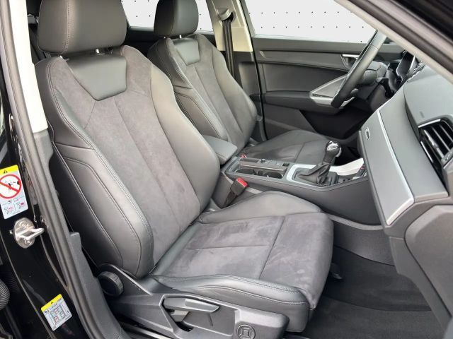 Audi Q3 35 TFSI S-Line