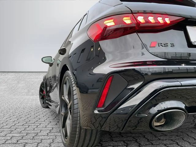 Audi RS3 Sedan