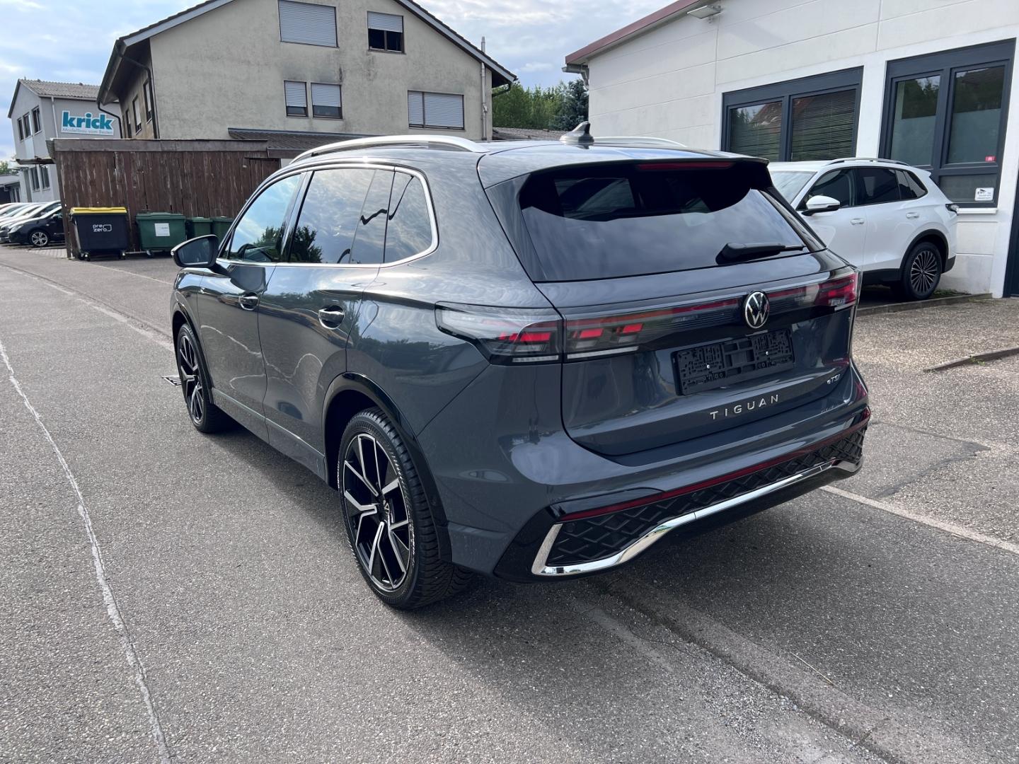 Volkswagen Tiguan 1.5 eTSI IQ.Drive R-Line
