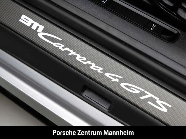 Porsche 992 4 Carrera Coupé GTS