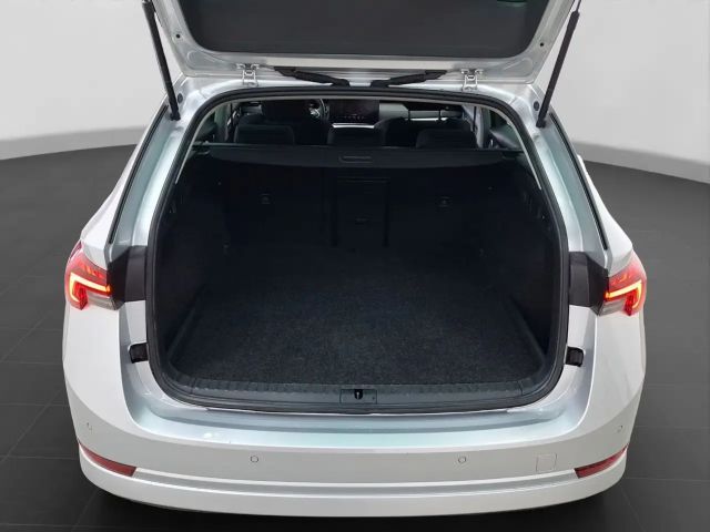 Skoda Octavia Clever Combi iV