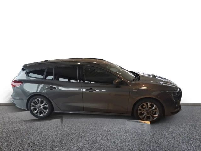 Ford Focus ST Line