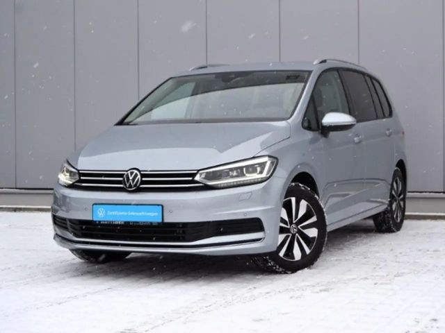 Volkswagen Touran 1.5 TSI DSG IQ.Drive Move