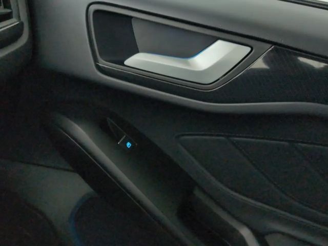 Ford Focus EcoBoost ST Line Wagon