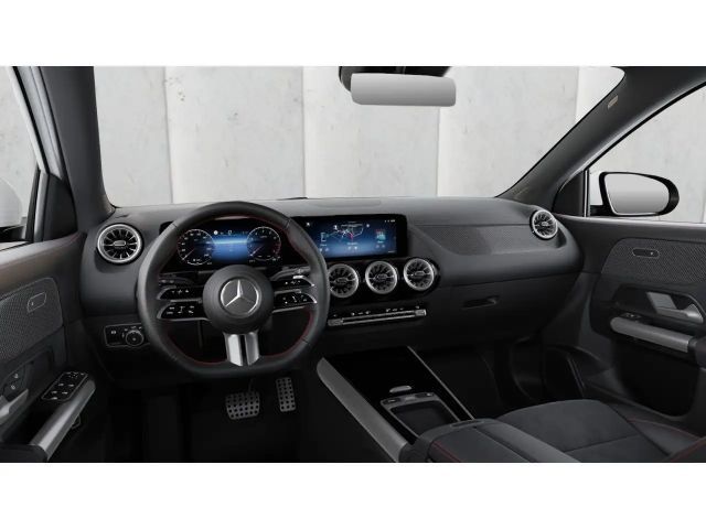 Mercedes-Benz GLA 180 AMG Line