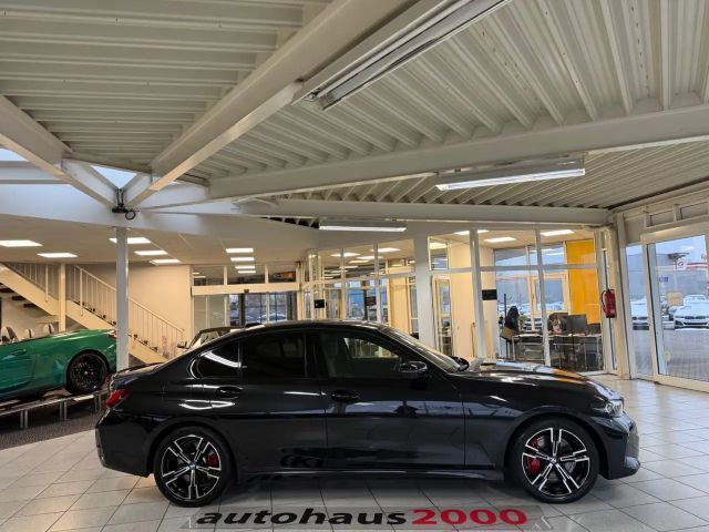 BMW 320 320d M-Sport Sedan xDrive