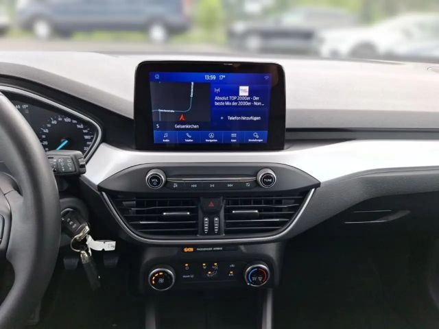 Ford Focus Cool & Connect Wagon