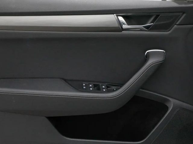 Skoda Superb Combi iV