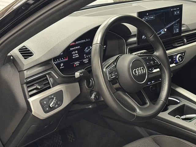 Audi A4 40 TDI Quattro S-Line S-Tronic Sedan