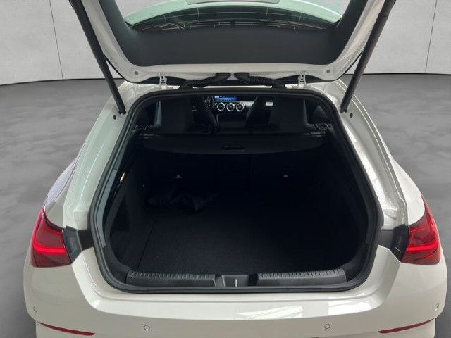 Mercedes-Benz CLA 180 Shooting Brake