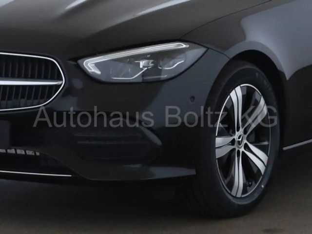 Mercedes-Benz C 200 Sedan