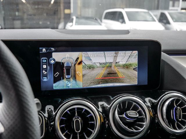 Mercedes-Benz GLA 200 GLA 200 d