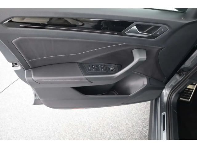 Volkswagen T-Roc 1.5 TSI DSG R-Line