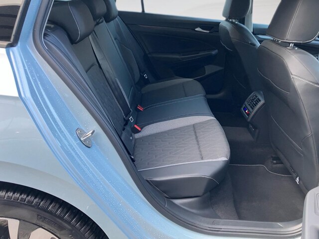 Volkswagen Golf 1.5 eTSI DSG Golf VIII Variant